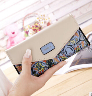 Fashionable Love Wallet